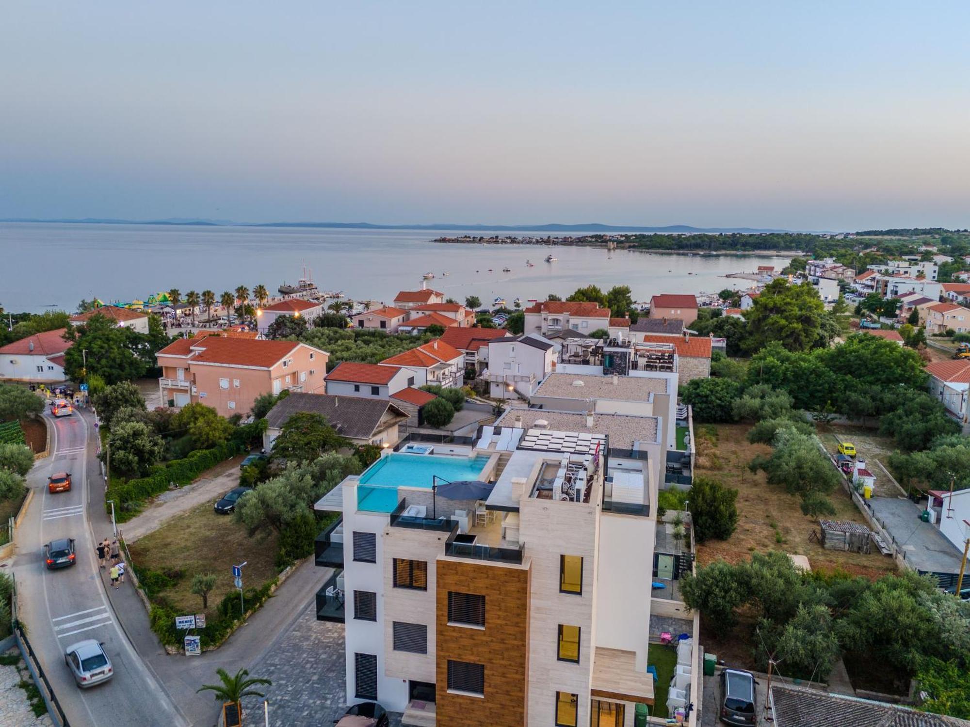 Grandpalazzo Apartments Vir Exteriér fotografie
