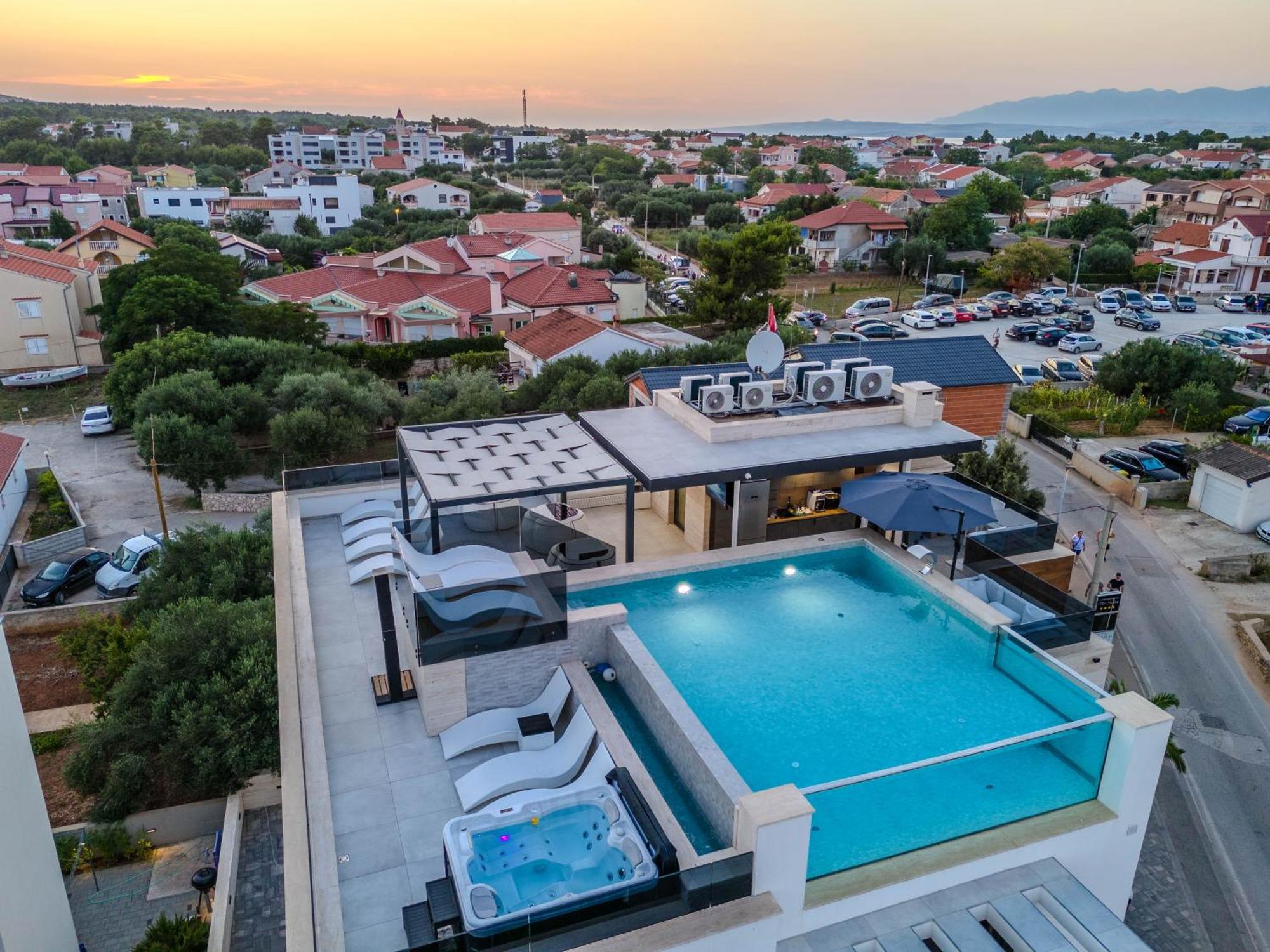 Grandpalazzo Apartments Vir Exteriér fotografie
